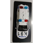 Signal 1 Victorian Police VF2 Commodore Divvy Van 1/43 Ltd. Ed.